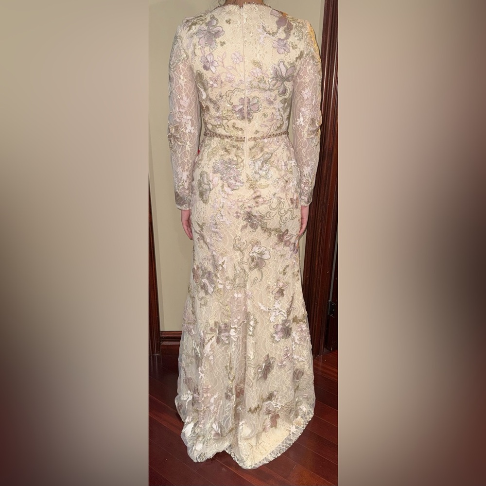 Floral embroidered lace trumpet gown - Picture 10 of 11